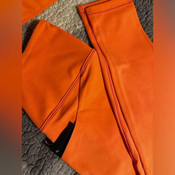 SOLD | Arcteryx Essent women leggings 26” - Picture 4 of 5